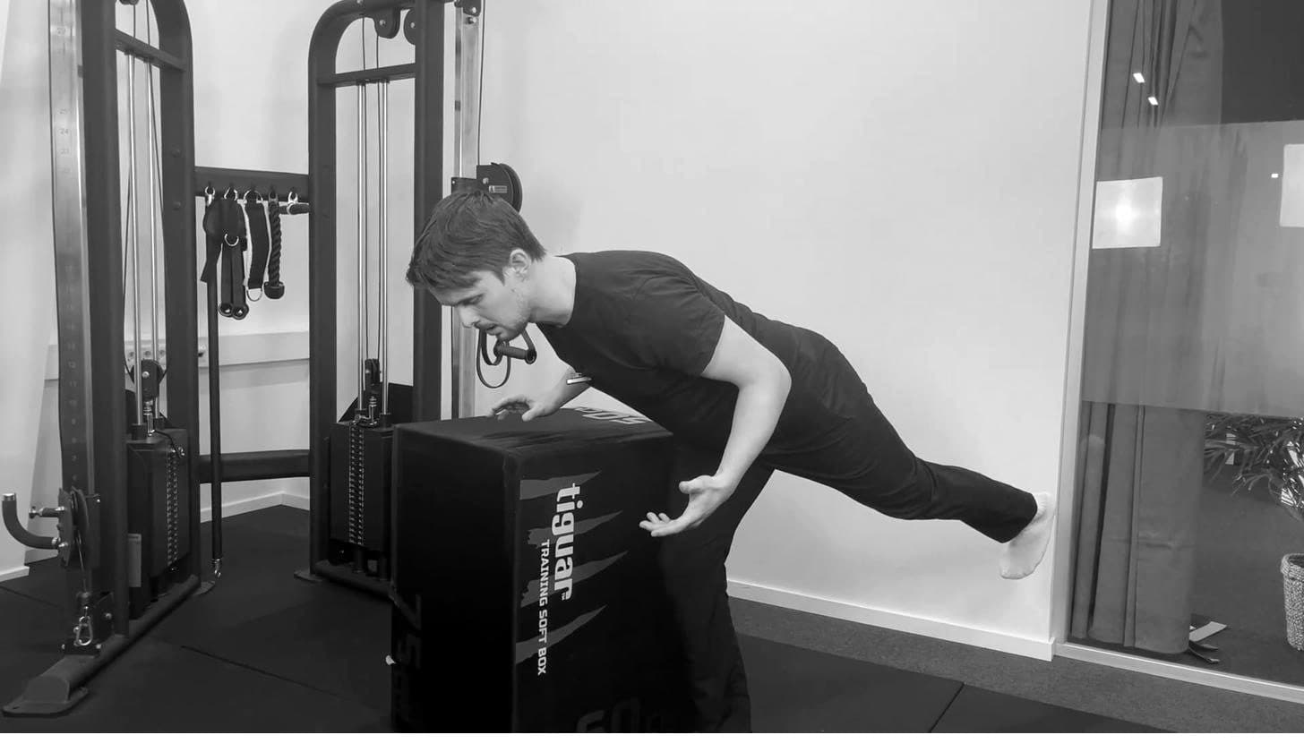 Romanian Deadlift - Single Leg