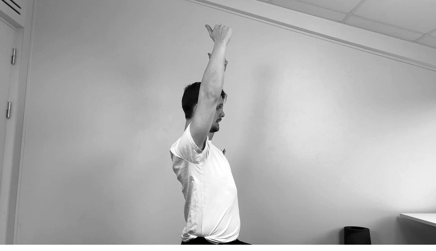 Sitting Overhead Extension
